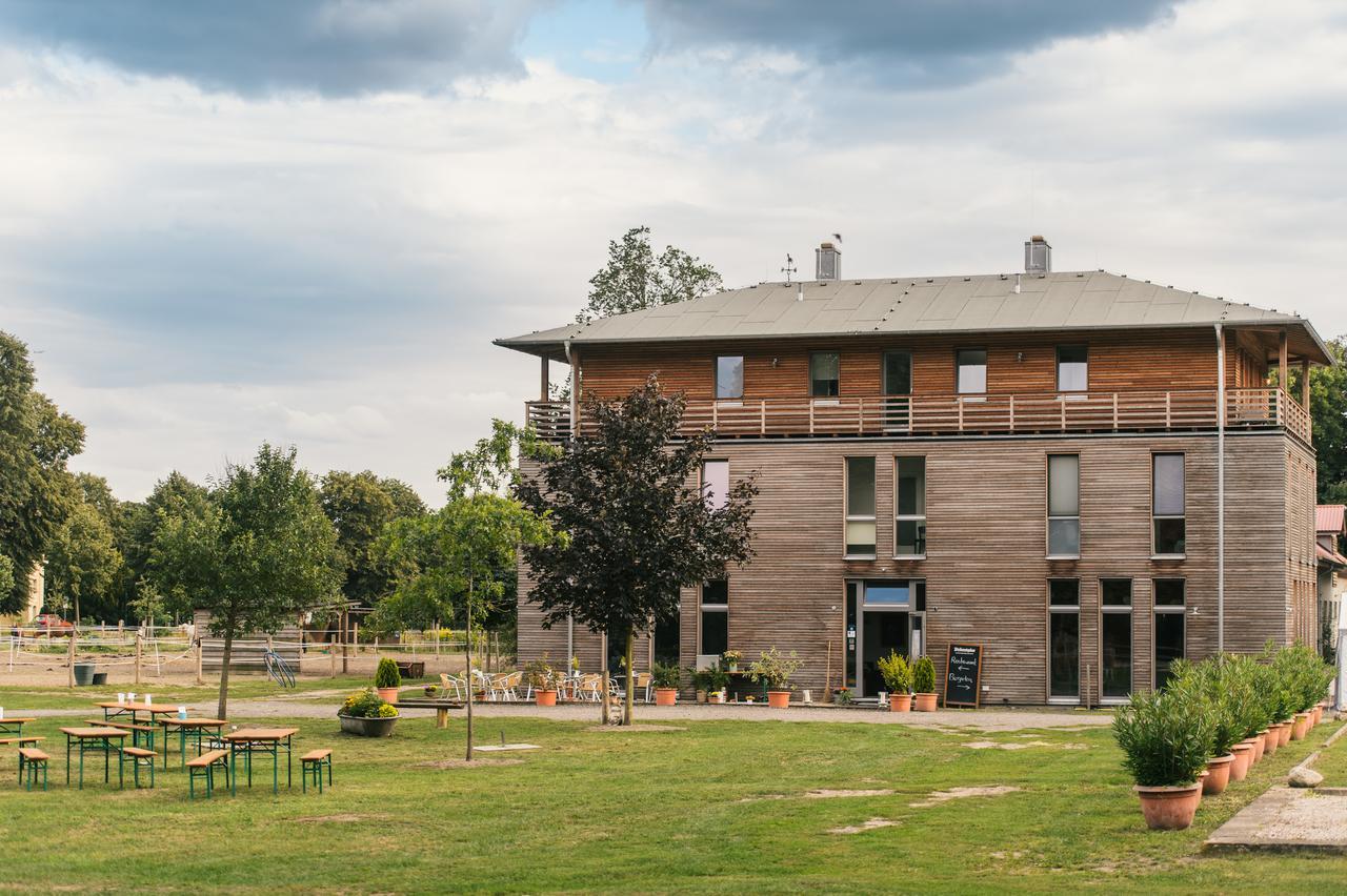 Gaestehaus Am Landgut Schonwalde-Glien エクステリア 写真